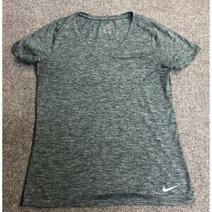 Nike Dri-Fit Green V-Neck Short Sleeve Athletic Top Women’s Large